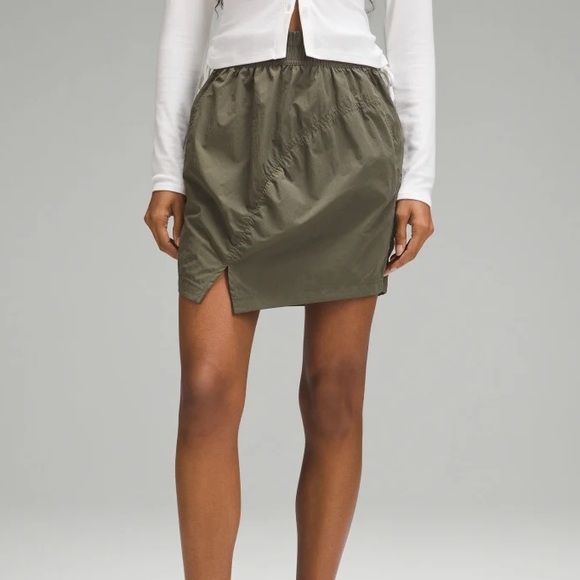 Lululemon Ruched High-Rise Mini Skirt | Army Green| Size S - Picture 1 of 9
